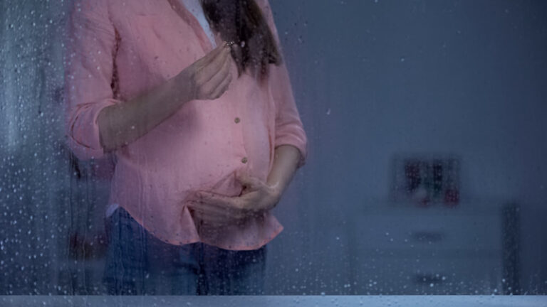 divorce while pregnant