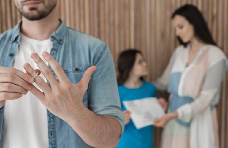 What Happens If A Divorce Is Contested? 7 Things To Expect